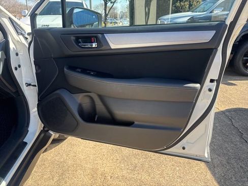 Used 2017 Subaru Outback 2.5i Premium w/ Popular Package #1 image 15