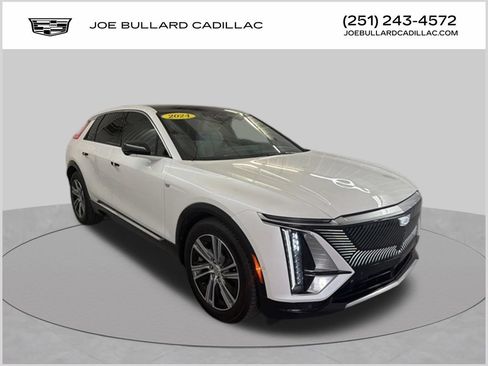 Used 2024 Cadillac Lyriq Luxury RWD image 1