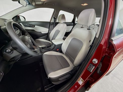 Used 2023 Hyundai Kona SE image 24