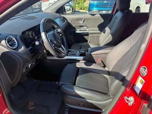 Used 2022 Mercedes-Benz GLA 250 4MATIC w/ Premium Package Lite image 16