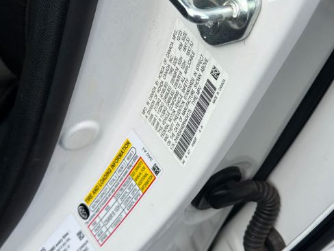 Used 2024 Honda CR-V EX image 31