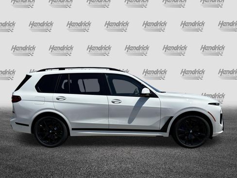 New 2027 BMW X7 xDrive40i w/ M Sport Package AWD/4WD image 11