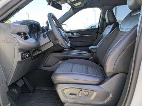 New 2026 Ford Explorer ST-Line w/ ST-Line Street Pack image 15