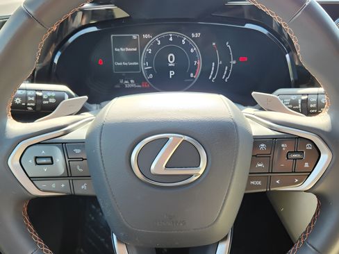 Used 2024 Lexus NX 250 FWD image 24