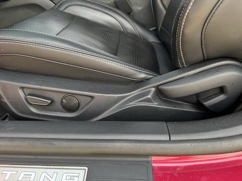 Used 2025 Ford Mustang Premium RWD image 26