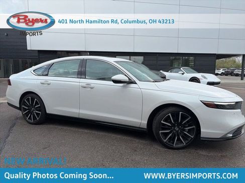 Used 2024 Honda Accord Touring image 1