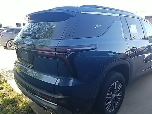 Certified 2025 Chevrolet Traverse LT image 22