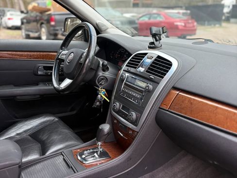 Used 2008 Cadillac SRX AWD w/ Utility Package image 35