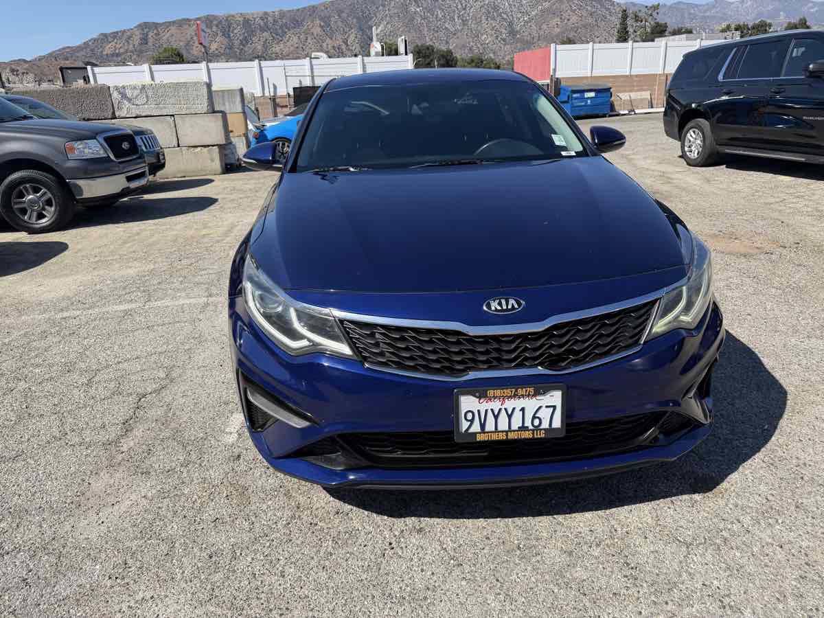 Used 2019 Kia Optima LX FWD image 2