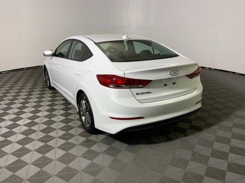 Used 2017 Hyundai Elantra Value Edition w/ Cargo Package image 10