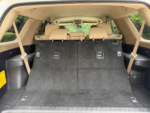Used 2017 Toyota 4Runner SR5 AWD/4WD image 12