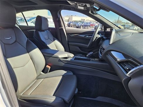 Used 2025 Cadillac CT5 Sport w/ Technology Package image 20