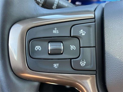 Certified 2024 Chevrolet Suburban High Country w/ Advanced Technology Package image 20