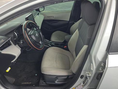 Used 2022 Toyota Corolla LE FWD image 8