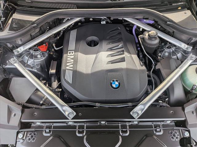 Used 2026 BMW X5 xDrive40i w/ M Sport Package AWD/4WD image 17