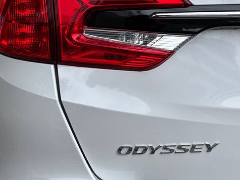 Used 2023 Honda Odyssey EX-L image 24