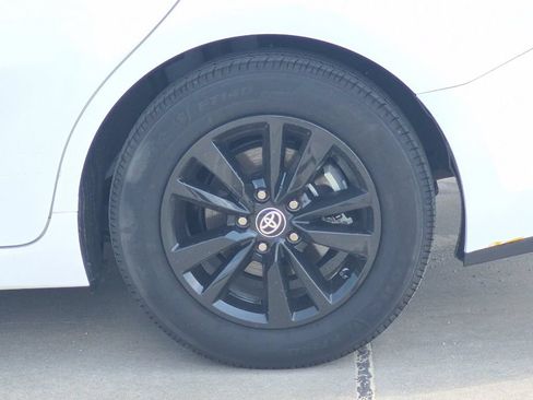 Certified 2026 Toyota Camry LE FWD image 24