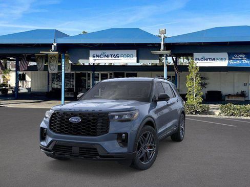 New 2026 Ford Explorer ST-Line w/ ST-Line Street Pack image 2