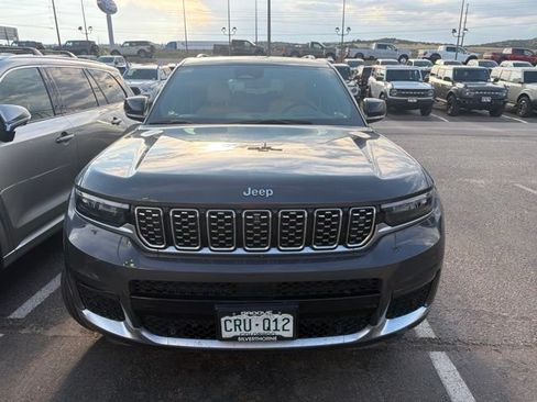 Used 2023 Jeep Grand Cherokee L Summit AWD/4WD image 2