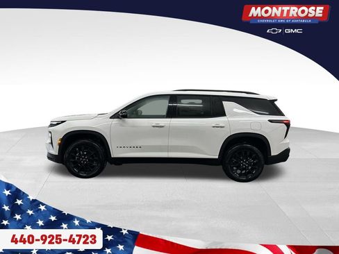 New 2026 Chevrolet Traverse LT w/ Midnight/Sport Edition FWD image 2