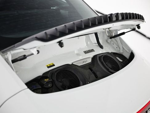 Certified 2021 Porsche 911 Carrera RWD image 30