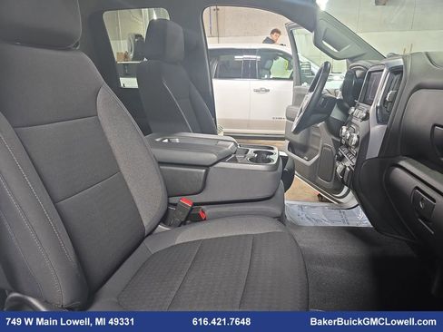 Used 2022 GMC Sierra 2500 SLE w/ SLE Convenience Package image 10