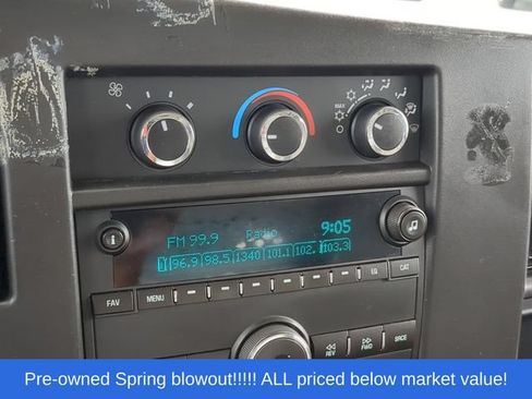 Used 2016 Chevrolet Express 2500 RWD image 29