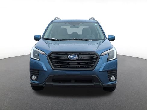 Certified 2023 Subaru Forester Premium image 9