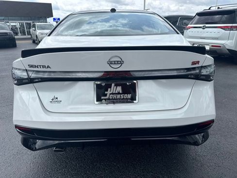 New 2026 Nissan Sentra SR FWD image 4