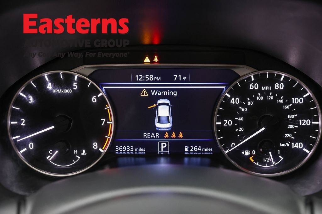 Used 2025 Nissan Altima 2.5 SV FWD image 19