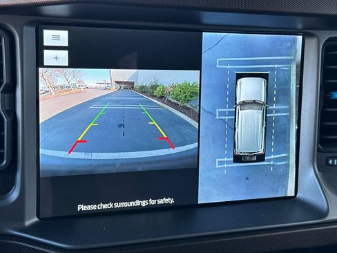 Used 2022 Ford Bronco Outer Banks image 21