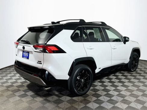 Used 2023 Toyota RAV4 XSE AWD/4WD image 7