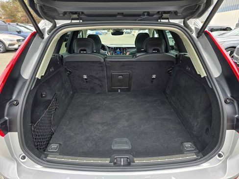 Certified 2023 Volvo XC60 B5 Ultimate image 16