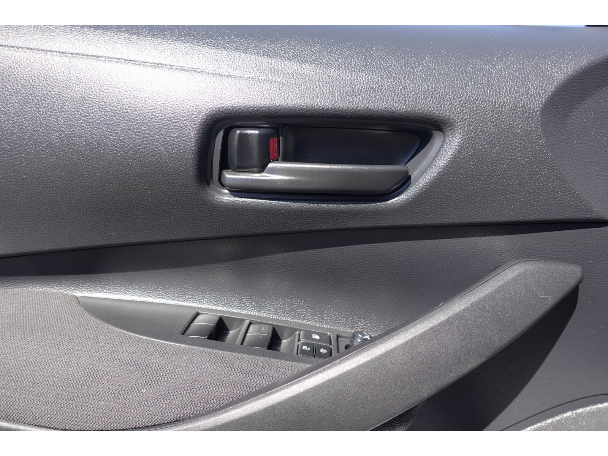 Certified 2025 Toyota Corolla LE FWD image 12