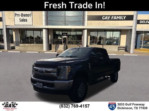 Used 2018 Ford F250 XLT w/ Snow Plow Prep Package image 3