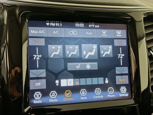 Used 2022 Jeep Cherokee Limited image 23