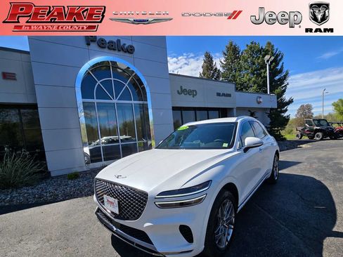 Used 2025 Genesis GV70 2.5T AWD/4WD image 1