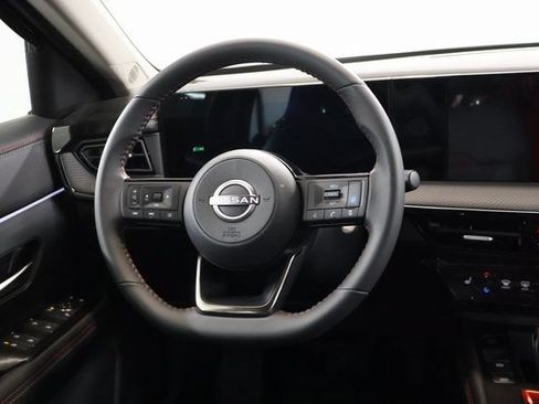 New 2026 Nissan Kicks SR w/ Cold Weather Package FWD image 11
