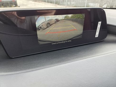 New 2026 MAZDA MAZDA3 Carbon image 32