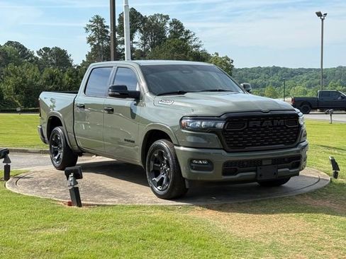 Used 2025 RAM 1500 Big Horn RWD image 9