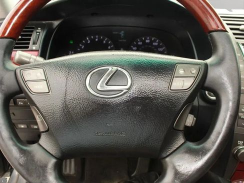 Used 2007 Lexus LS 460 image 10