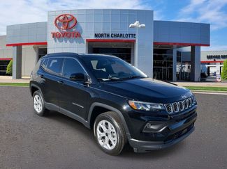 Used 2025 Jeep Compass Latitude video 1