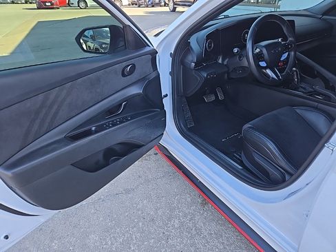 Used 2022 Hyundai Elantra N w/ Preferred Accessory Package image 28