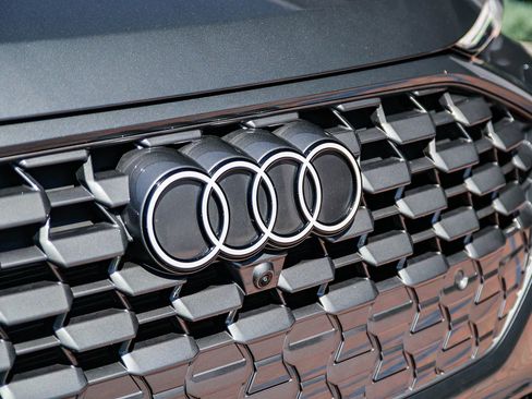 Certified 2025 Audi Q5 Premium Plus w/ Premium Plus image 13