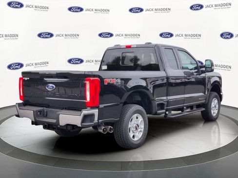 New 2026 Ford F250 XLT w/ FX4 Off-Road Package AWD/4WD image 5