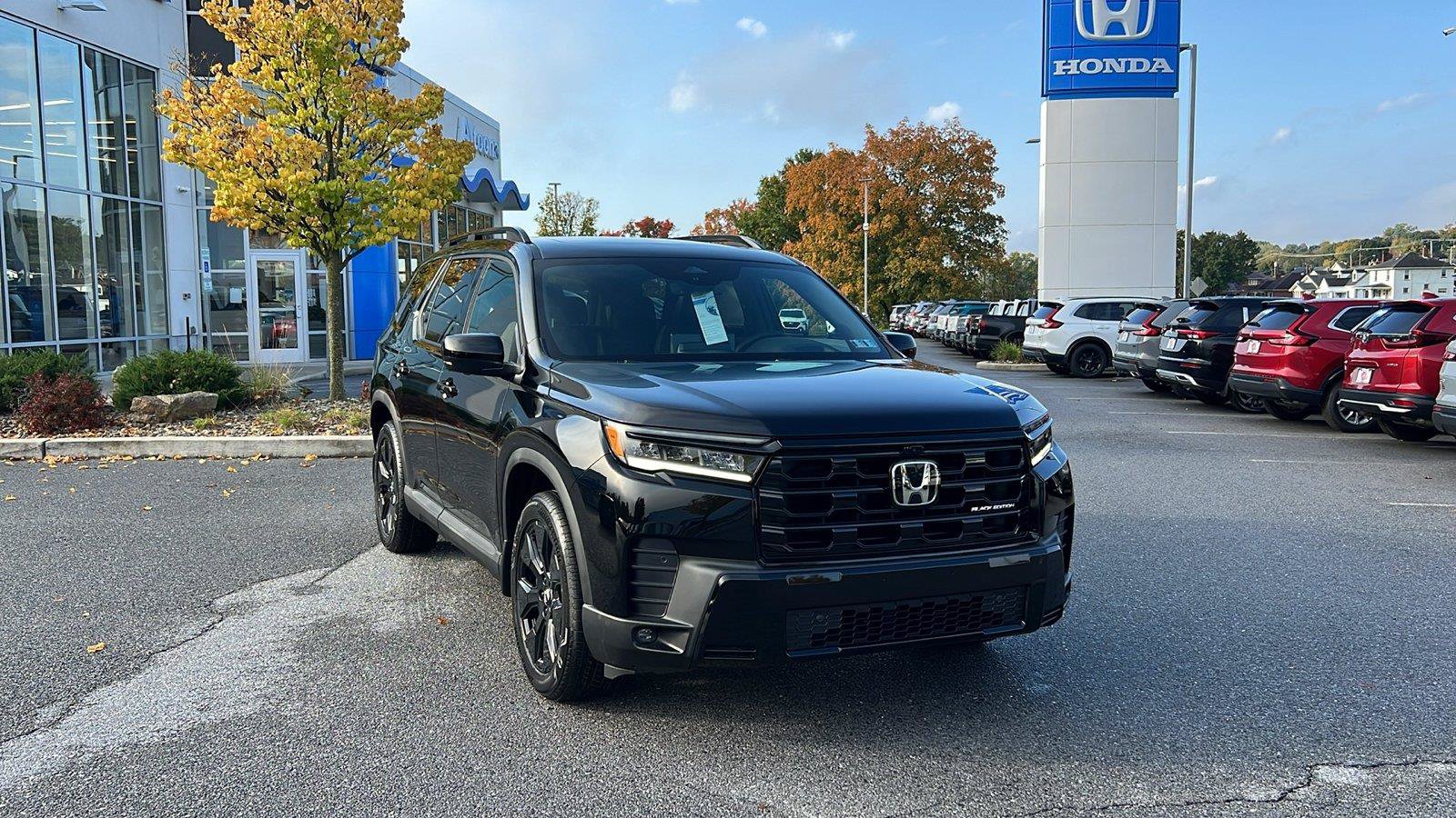 New 2026 Honda Pilot Black Edition image 1