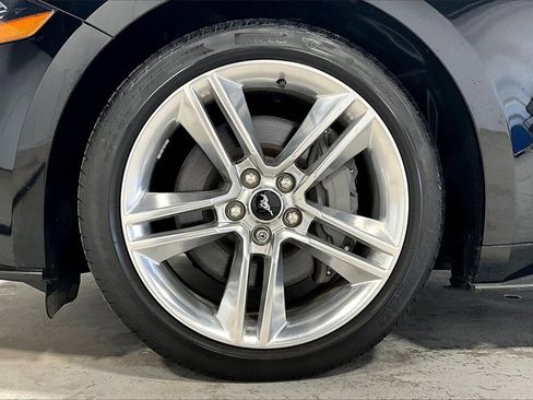 Used 2021 Ford Mustang GT Premium w/ Equipment Group 401A image 11