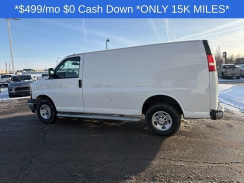 Used 2024 Chevrolet Express 2500 w/ Driver Convenience Package image 9