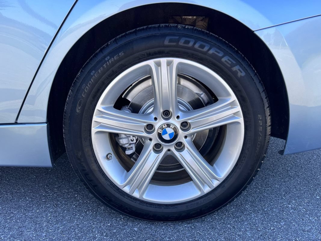 Used 2014 BMW 328i xDrive Sedan AWD/4WD image 23