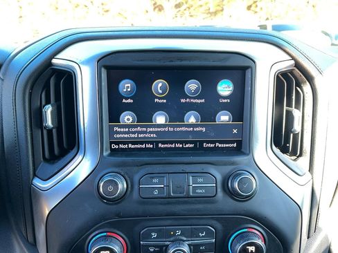 Used 2020 Chevrolet Silverado 1500 RST image 19